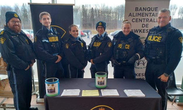 Hawkesbury OPP collect donations for three local food banks