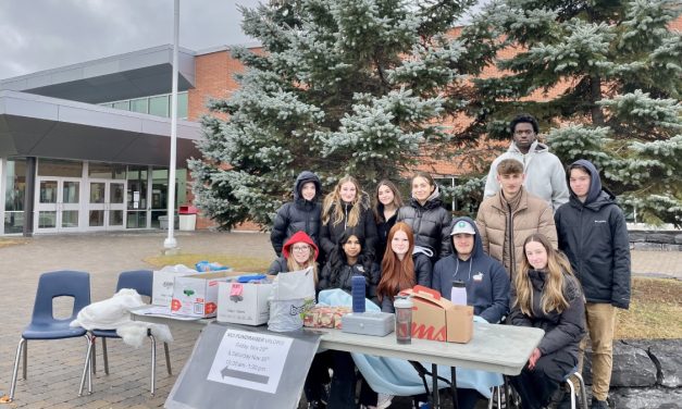 VCI students collect donations with drive-through
