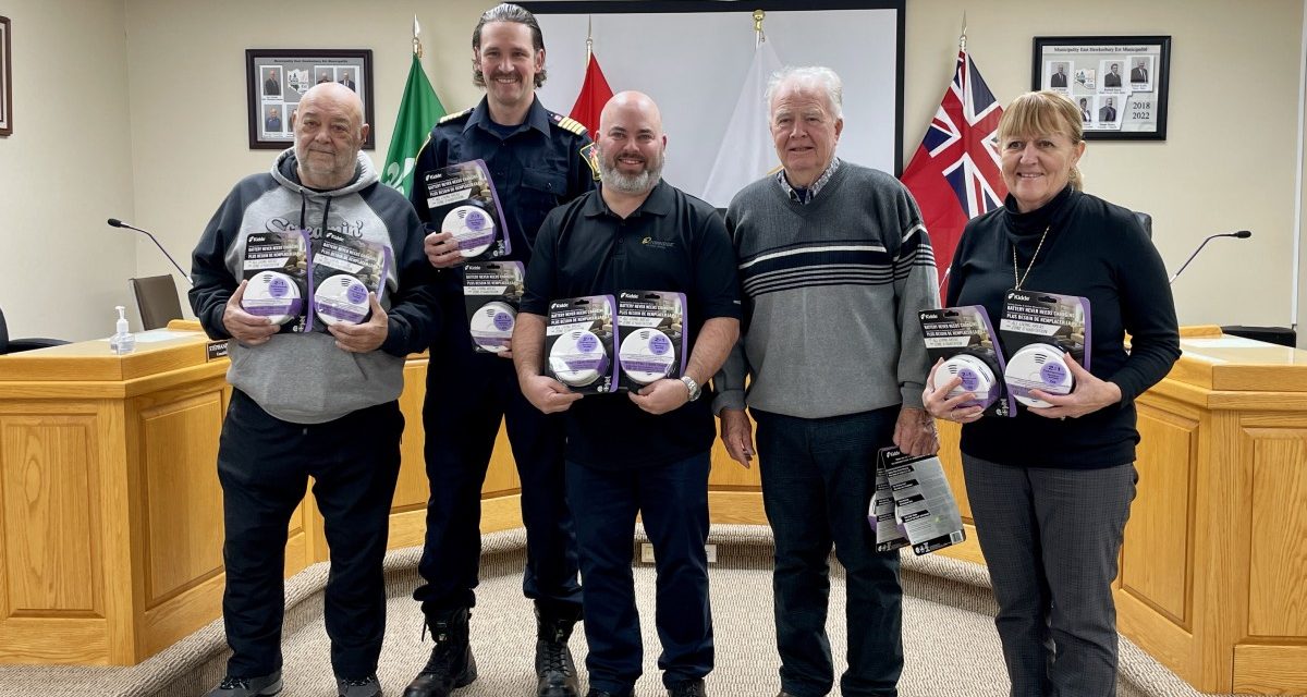 East Hawkesbury Fire Department receives smoke and carbon monoxide alarms