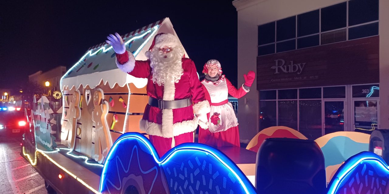 Parade and Christmas market day in Hawkesbury