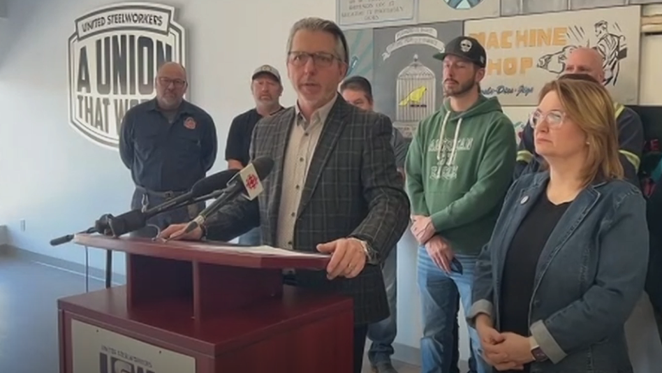 Ivaco layoffs prompt labour leaders to demand government support