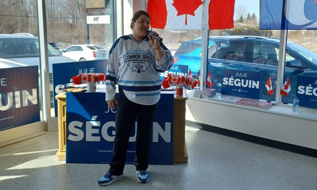 Séguin campaign keeps local focus