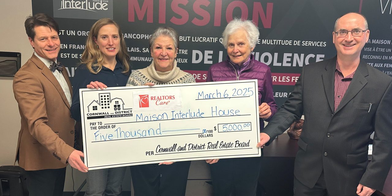 Realtors support Maison Interlude