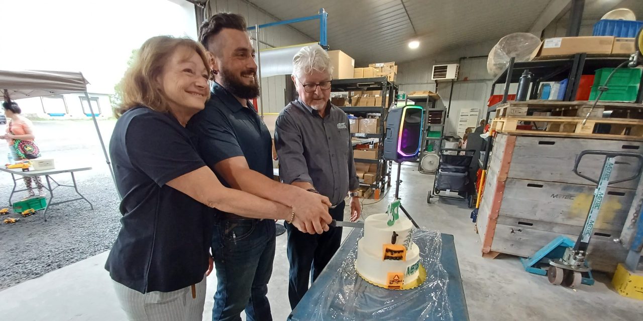 Metec celebrates 30 years in Vankleek Hill