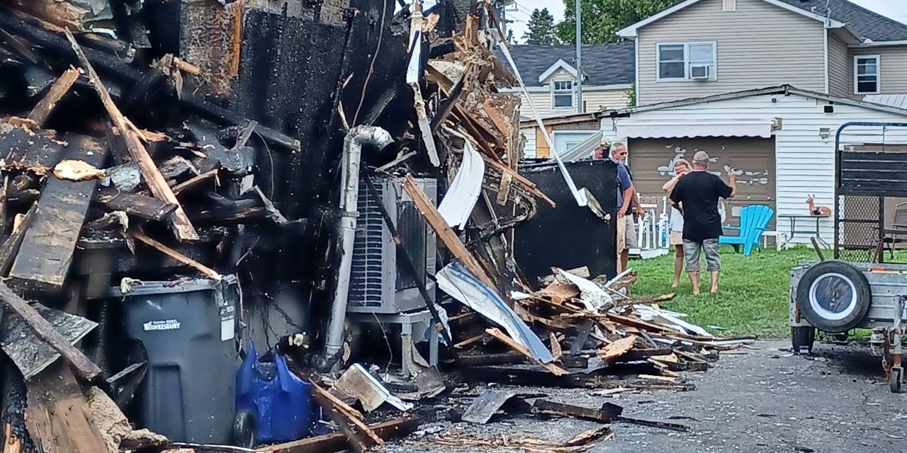 Fire destroys home of 51ԹTV family