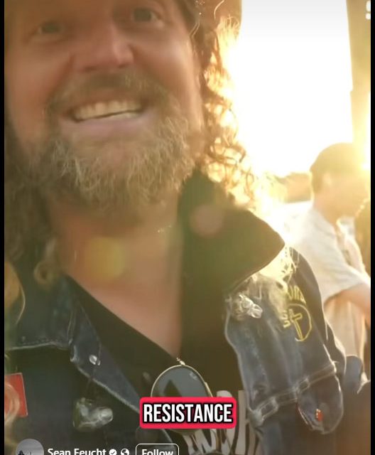 MAGA musician performs in Alfred and Plantagenet