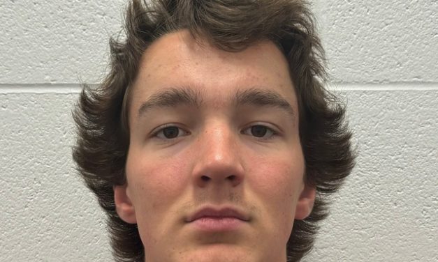 Hawks sign player from southwestern Ontario league