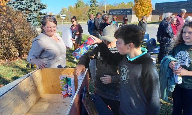 PCPS students make time capsules