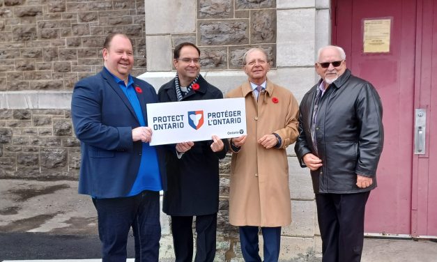 Paroisse Saint-Pierre-Apôtre de Hawkesbury ; Au cœur de la communauté – Un siècle d’histoire et de mémoire