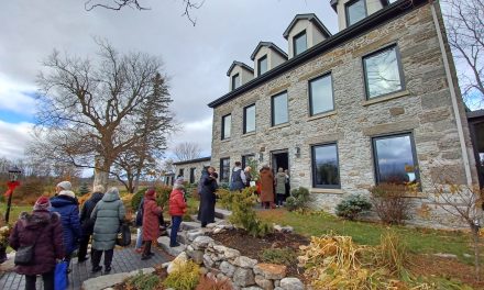 The 2026 Vankleek Hill Christmas Home Tour is sold out!