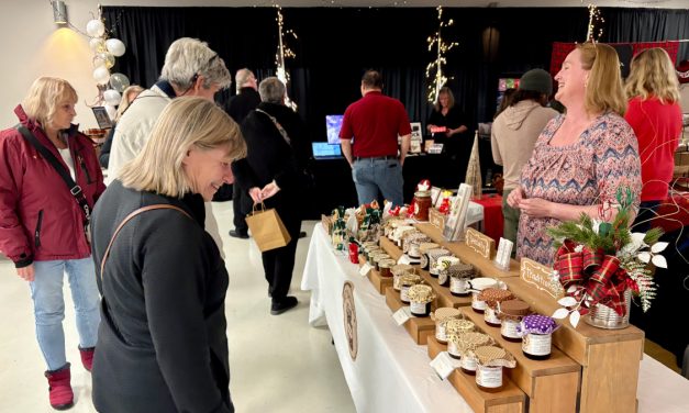 Vendors offer a taste of Glengarry at holiday market