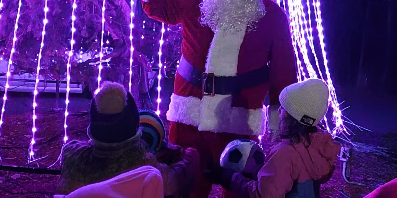 Tree lighting and Santa visits L’Orignal