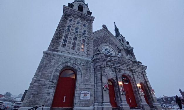 Au cœur de la communauté – Un siècle d’histoire et de mémoire; L’église : la maison de Dieu au milieu de son peuple