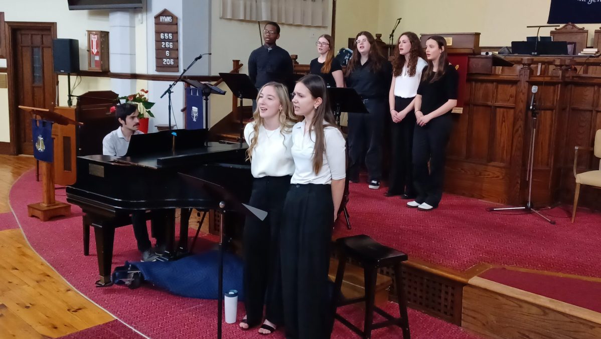 Concert features Le Sommet’s musical talent