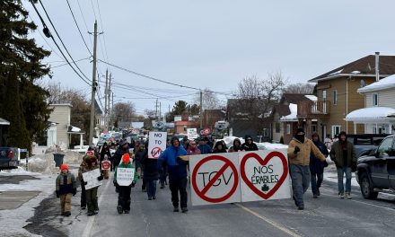 Alto protest in Chute-à-Blondeau
