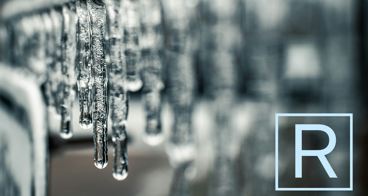 The Review storm notice! The Review avis d’orage!