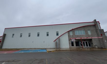 Contract awarded for management of Aréna Kévin-Lowe/Pierre-Pagé
