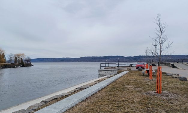New lookout for Grenville Bay along cycling network