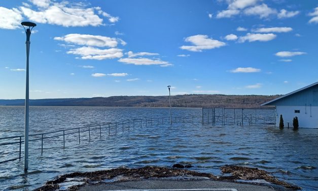 Water levels on Ottawa River rising