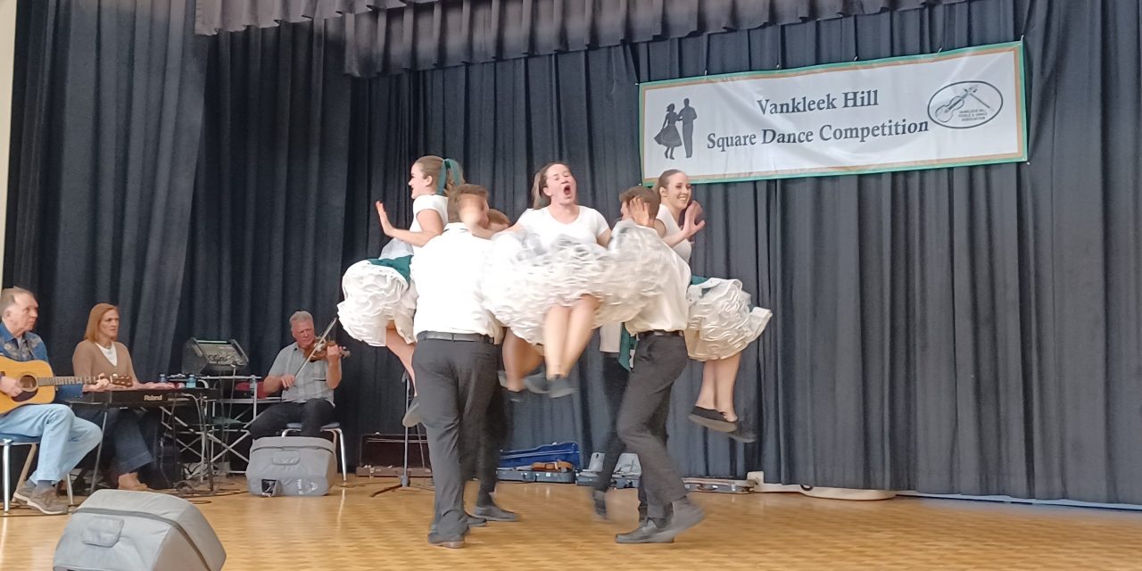Square dancers compete in Vankleek Hill