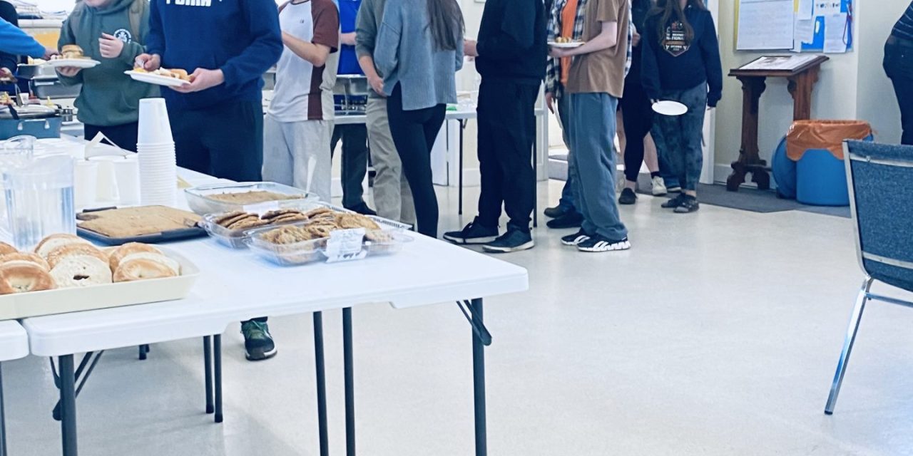 Vankleek Hill churches provide food and fellowship for VCI students
