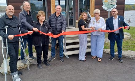 Café adds to enjoyment of Grenville waterfront