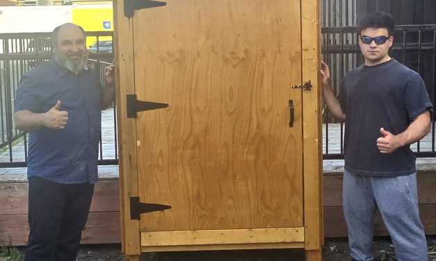 Mini food pantry opens in Casselman