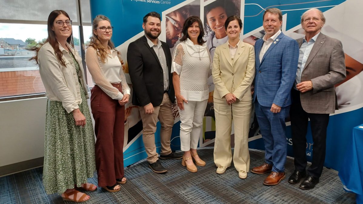 Federal funds extend employment program in Prescott-Russell