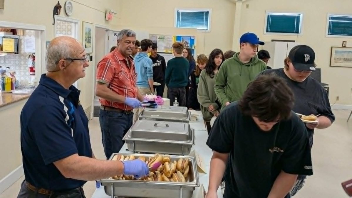 Church Serves Last Lunch Of School Year For VCI Students The Review church-serves-last-lunch-of-school-year-for-vci-students-the-review