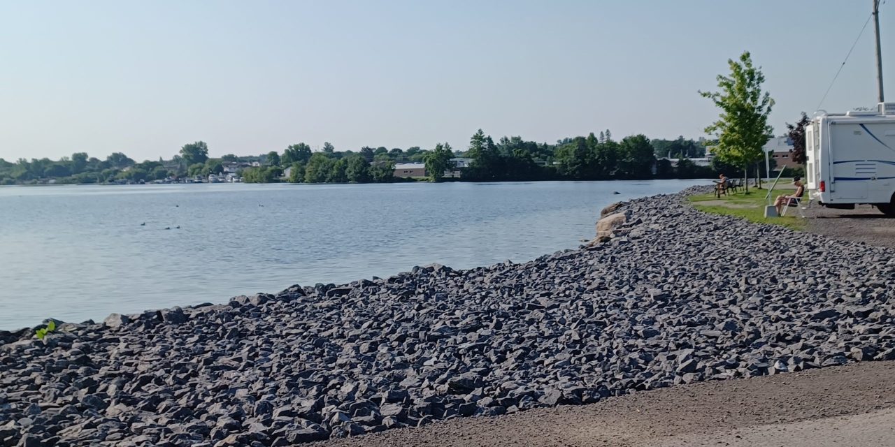 Councillors ask questions about Confederation Park in Hawkesbury