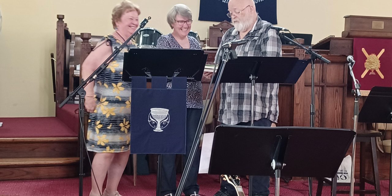 “Reverend James” of Vankleek Hill and Hawkesbury retires