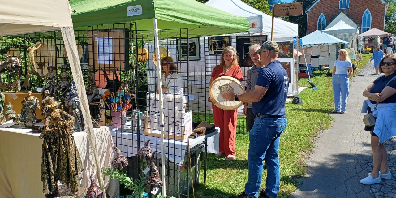 Art in the Garden attracts artists and visitors