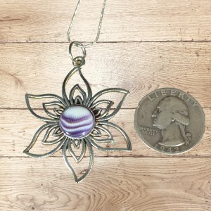 Quahog Shell Wampum Flower Necklace