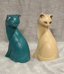 Retro Kitty Candle, 7.5oz