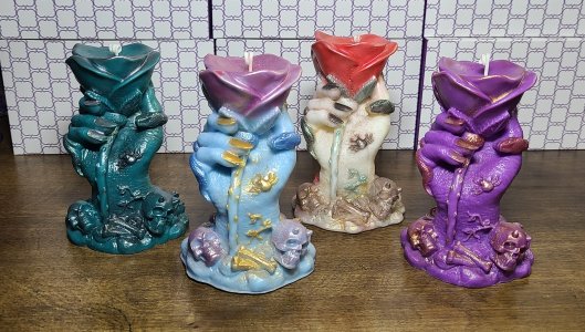 Witch's Rose Candle, 6oz