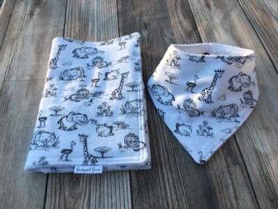 Zoo Animals Baby Bid and Burp Cloth