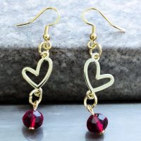 GARNET RED