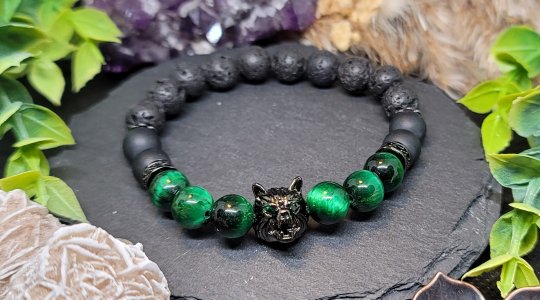 Green Tiger Eye - Wolf