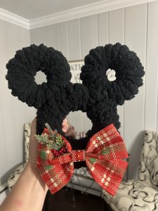 Christmas Mickey and Minnie Mouse