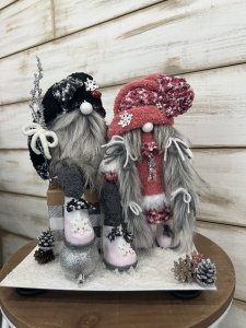 Winter Gnome Couple