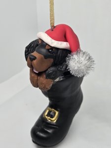 Personalized Gordon Setter Dog in Santa's Boot Ornament ~ Bubaloo's Art