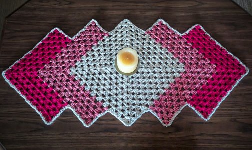 Square-on-Point Table Runner