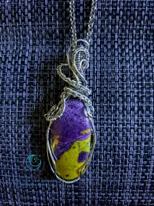 Stichtite Stainless Steel Wire Wrapped Pendant