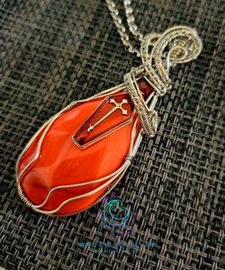 Red Resin A1 Stainless Steel Wire Wrapped Pendant