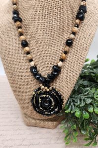 Rita Funky Black Disc Necklace