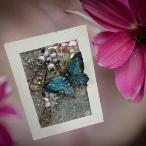 A Delicate Coastal Beauty – Blue Butterfly Shell Art ????✨????