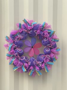 Adorable, spinning pinwheel wreath