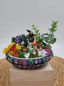 Gnome diorama with mosaic base, fairy garden