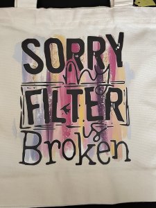 MED TOTE WITH ZIPPER/ MZ 010