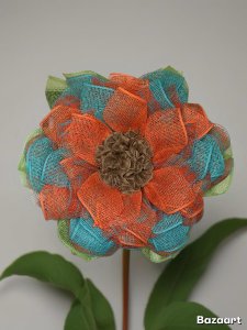 Charming multicolor flower wreath